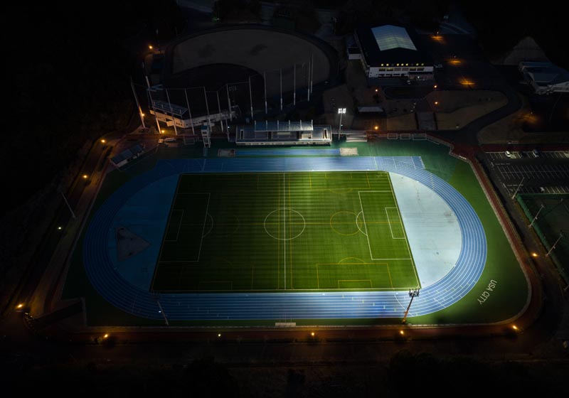 夜景　少年サッカーA面無線調光50%点灯