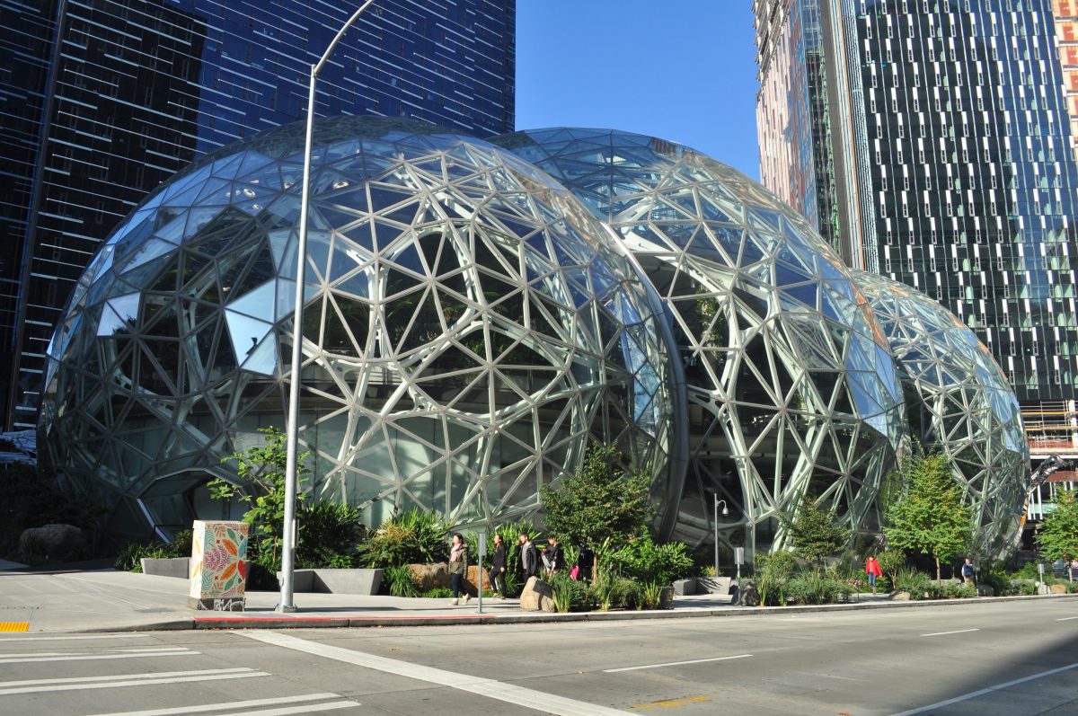 アマゾンのオフィス「Spheres」