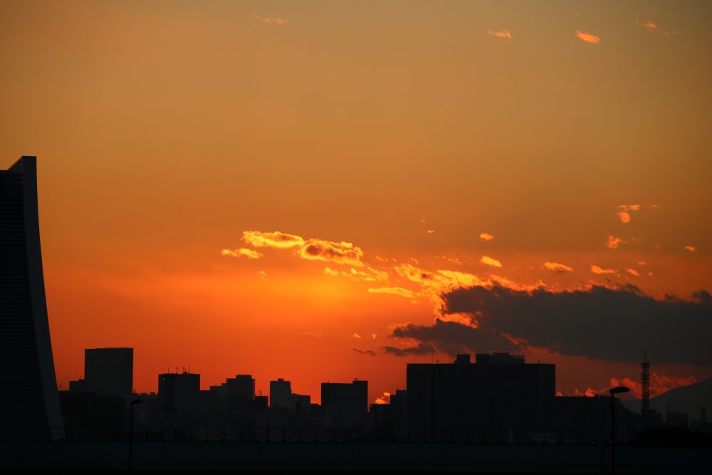 明るさと光色で空間の快適性が変わる？「クルーゾフ効果」をわかりやすく解説