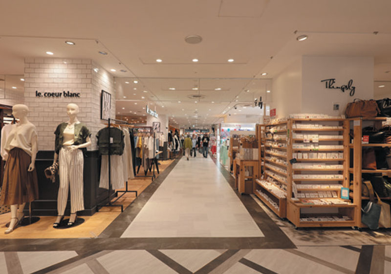 ラ・ガール　夜