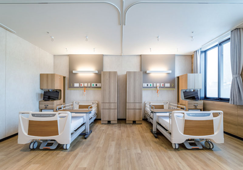 医療法人真鶴会小倉第一病院_病室ベッドブラケット