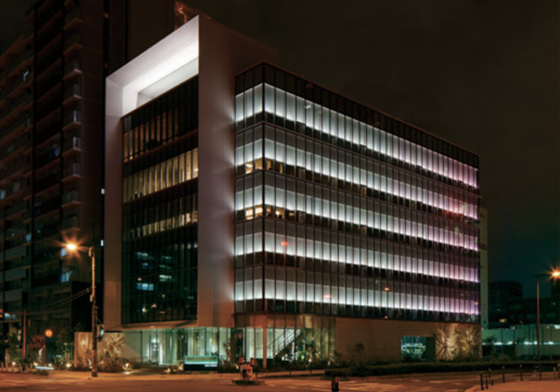 渡辺パイプ関西支社_休日_休日は、ピンク系のグラデーションとなっている。